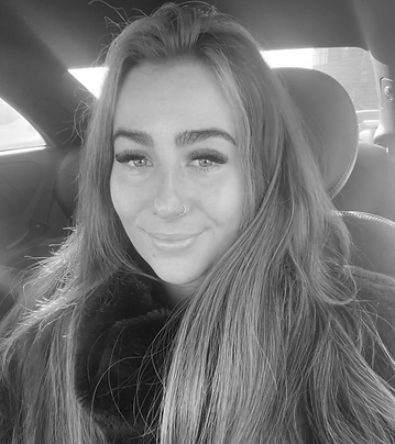 Mia Work Picture BNW